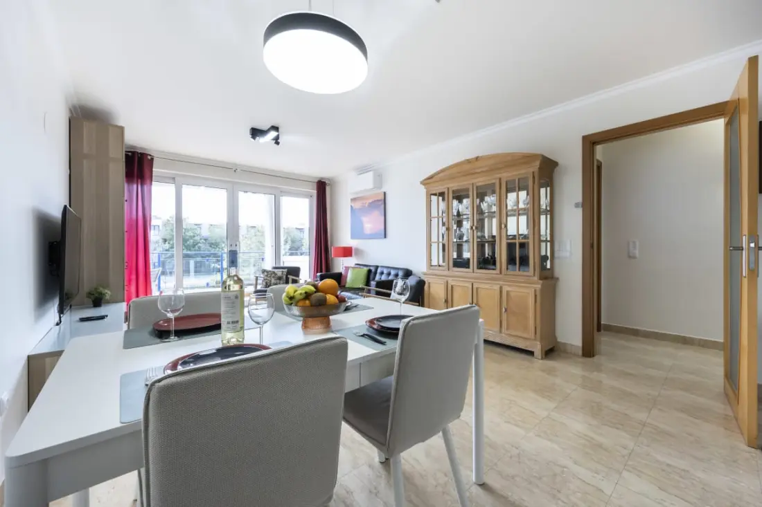 Mira Baia - Meia Praia Family Apartment