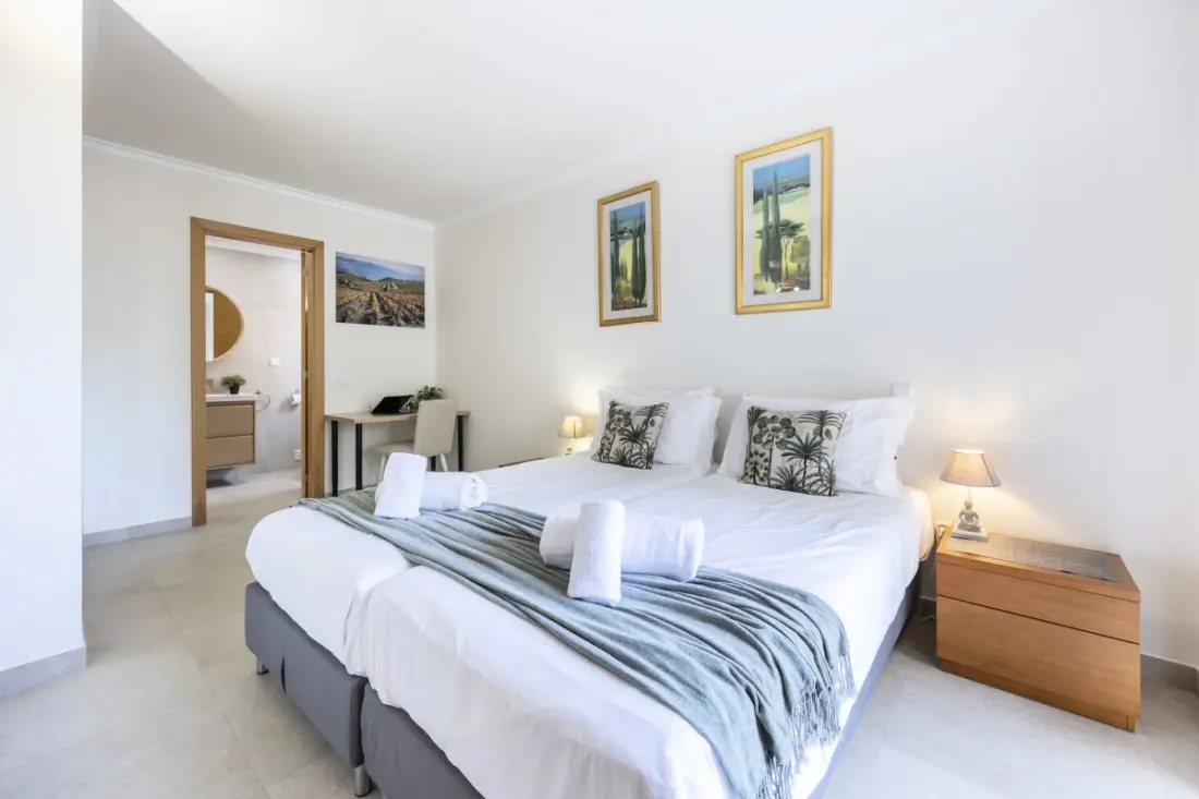 Mira Baia - Meia Praia Family Apartment