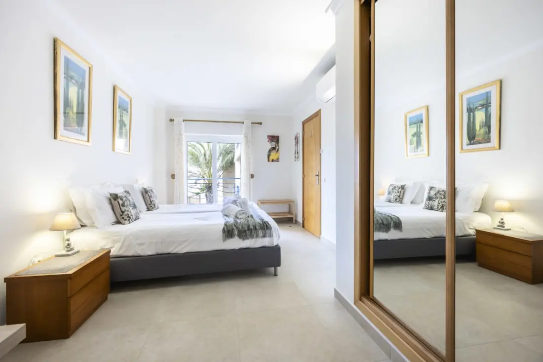 Mira Baia - Meia Praia Family Apartment