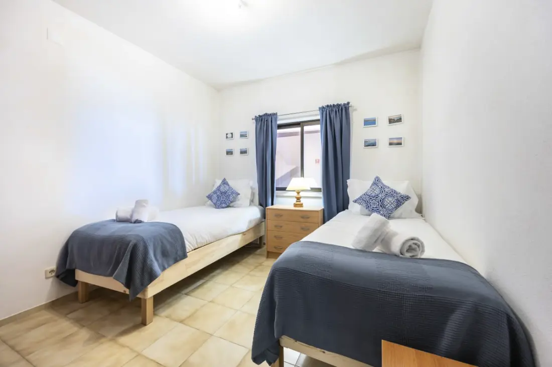Ross Ross Apartment | Balcon Vue Mer | Lagos