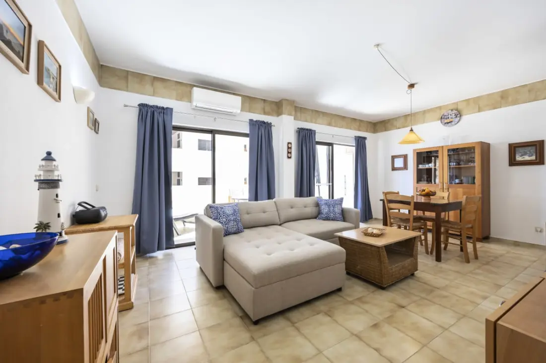 Ross Ross Apartment | Balcon Vue Mer | Lagos