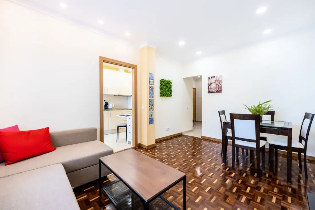 Urban City View Apartment