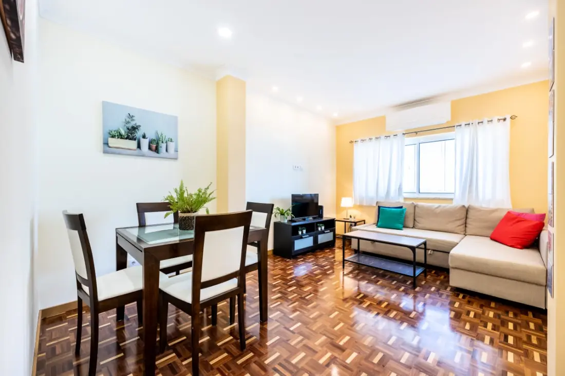 Urban City View Apartment