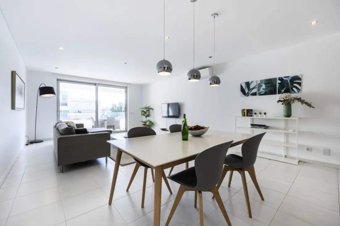 Zentuni Ocean Front