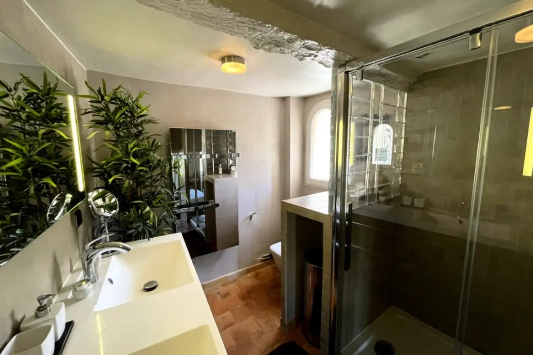 Charmante Maison De Village Avec Piscine Et Terrasse Ombragée