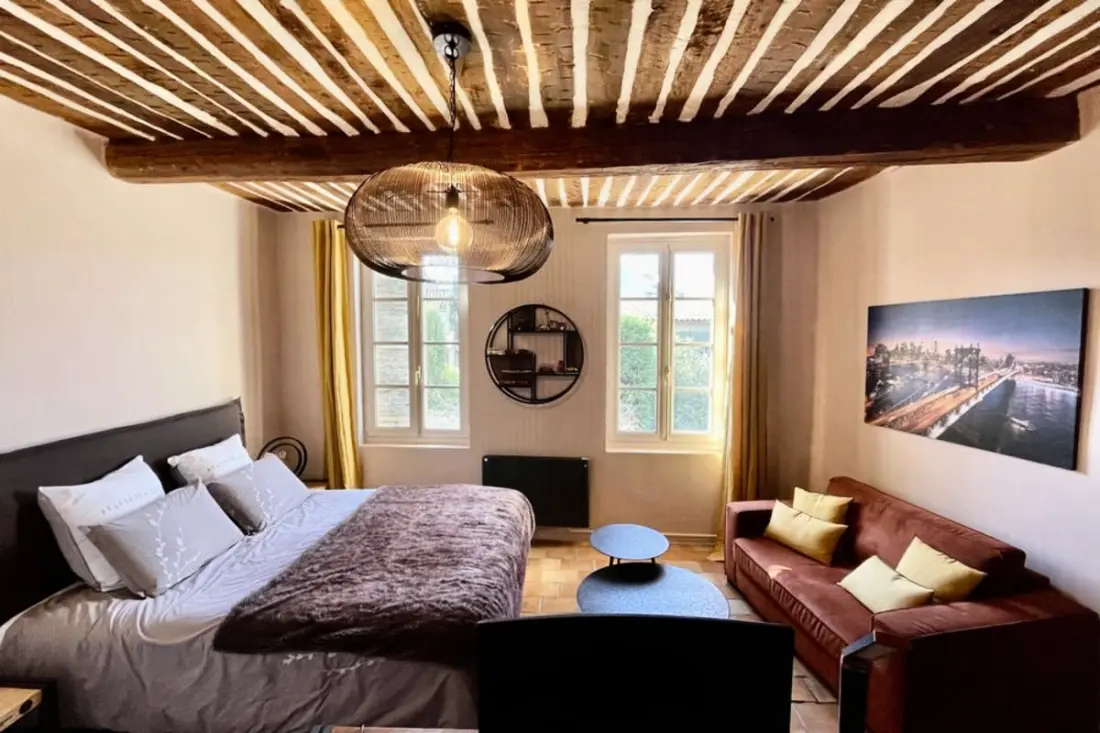 Charmante Maison De Village Avec Piscine Et Terrasse Ombragée