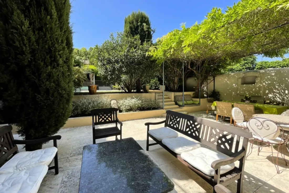 Charmante Maison De Village Avec Piscine Et Terrasse Ombragée