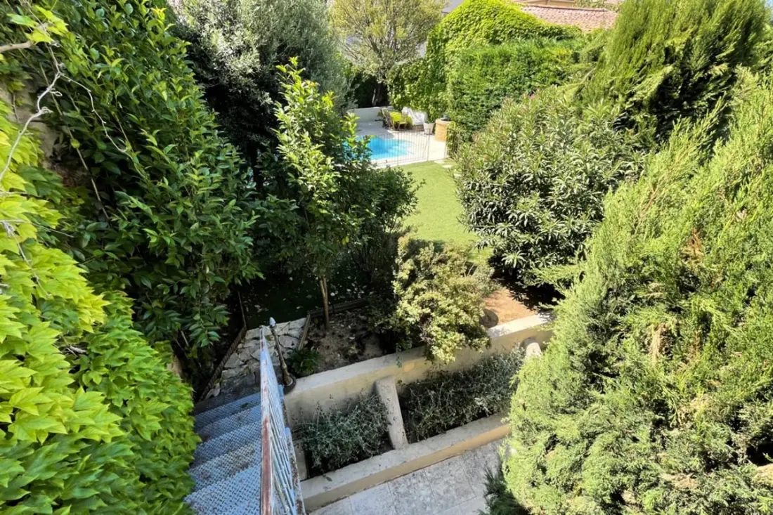 Charmante Maison De Village Avec Piscine Et Terrasse Ombragée