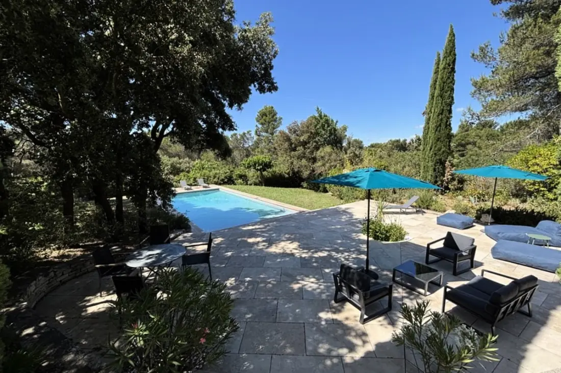 Villa En Campagne Avec Piscine