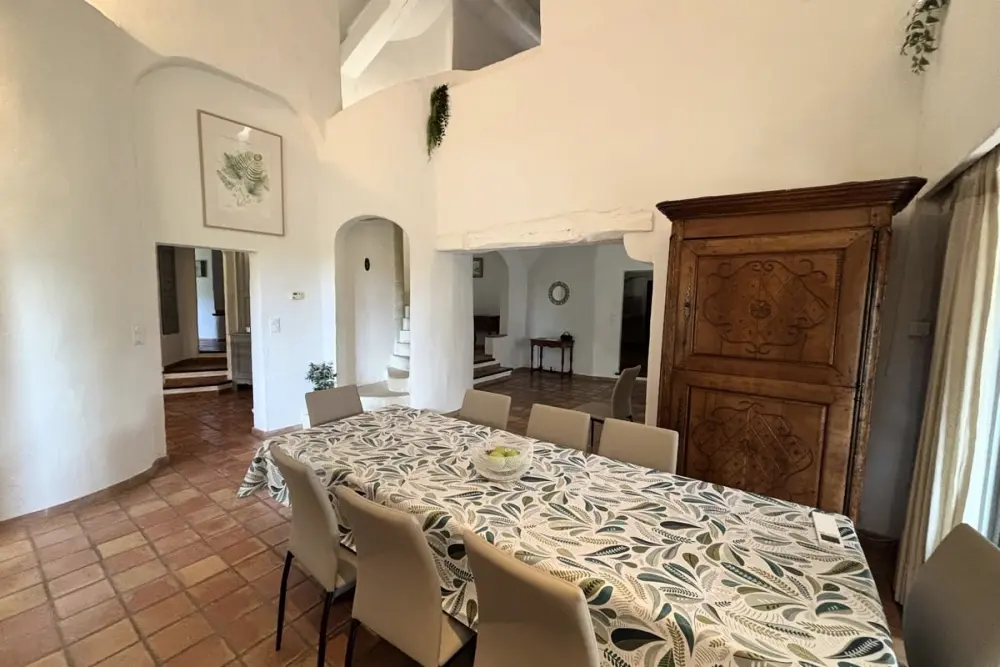 Villa En Campagne Avec Piscine
