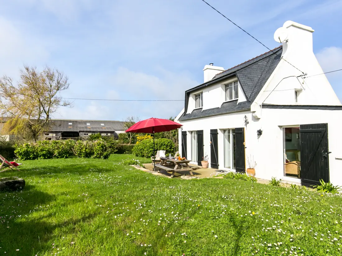 Maison de Vacances Lampaul-Ploudalmézeau