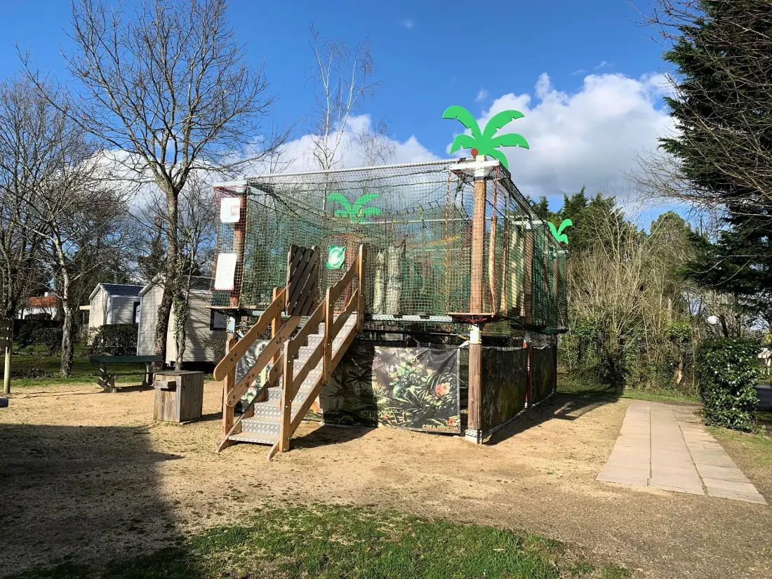 Camping Slow Village Orée de l'Océan4 étoiles★★★★