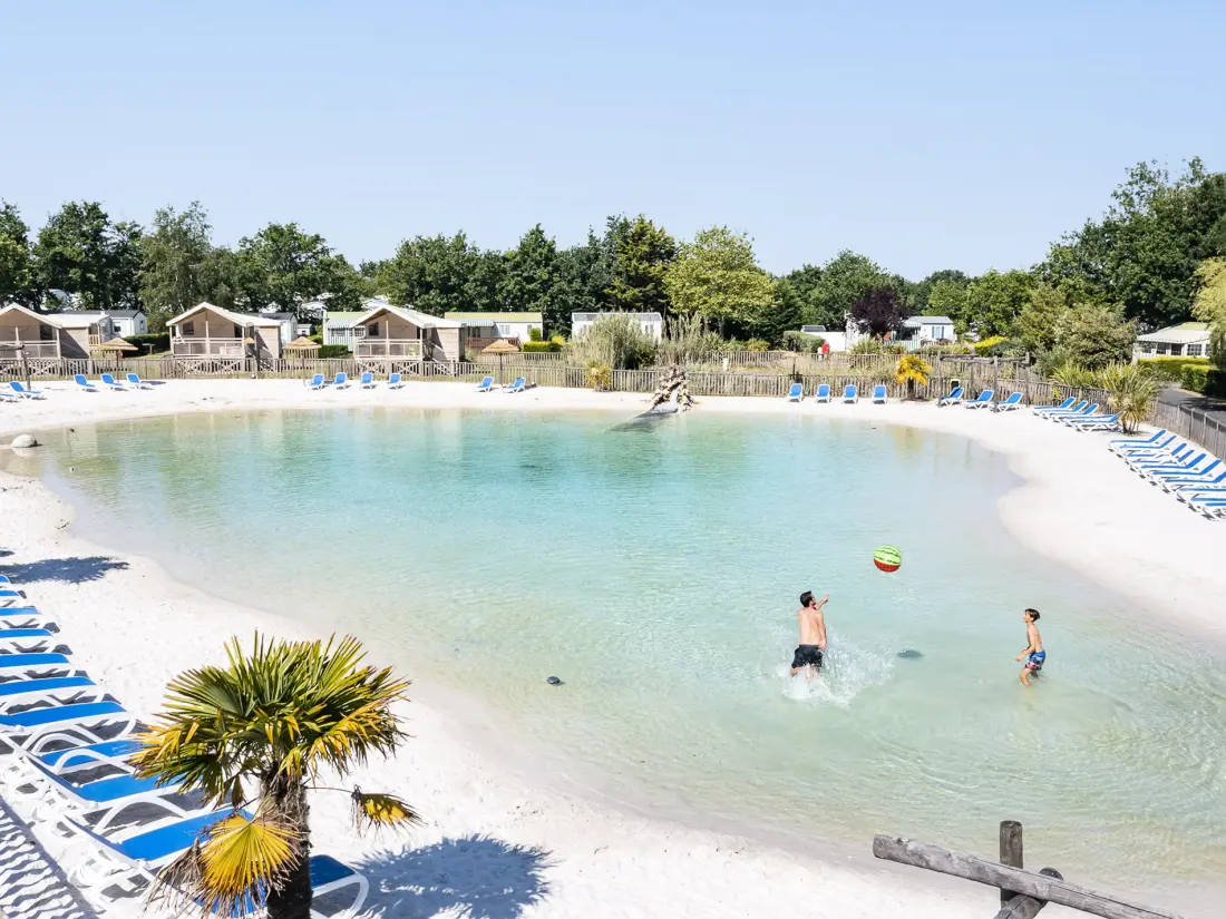 Camping Romanée L'Evasion4 étoiles★★★★