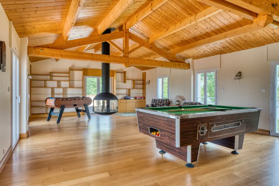 Villa Les Hauts Du Lac : 15 Pers, Piscine, Spa, Pétanque &amp; Lac