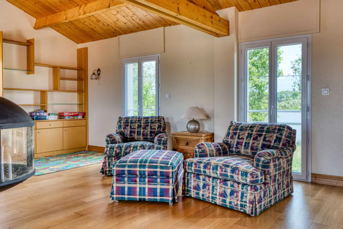 Villa Les Hauts Du Lac : 15 Pers, Piscine, Spa, Pétanque &amp; Lac