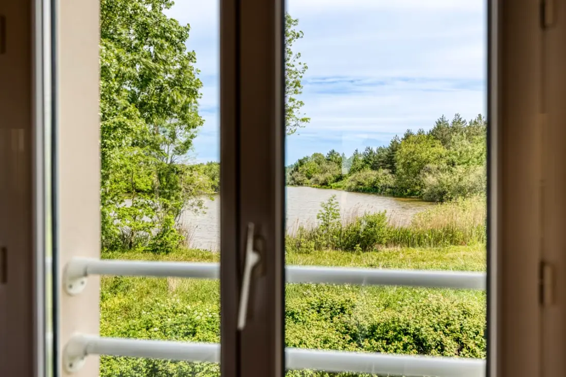 Villa Les Hauts Du Lac : 15 Pers, Piscine, Spa, Pétanque &amp; Lac