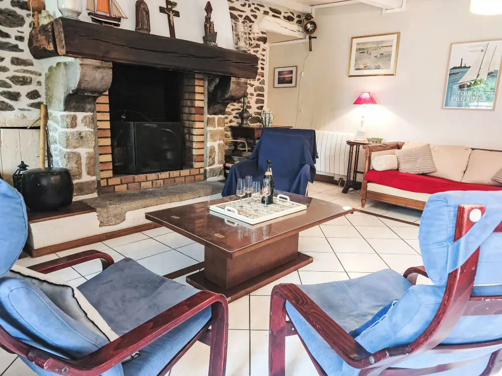 Maison de Vacances Languenan