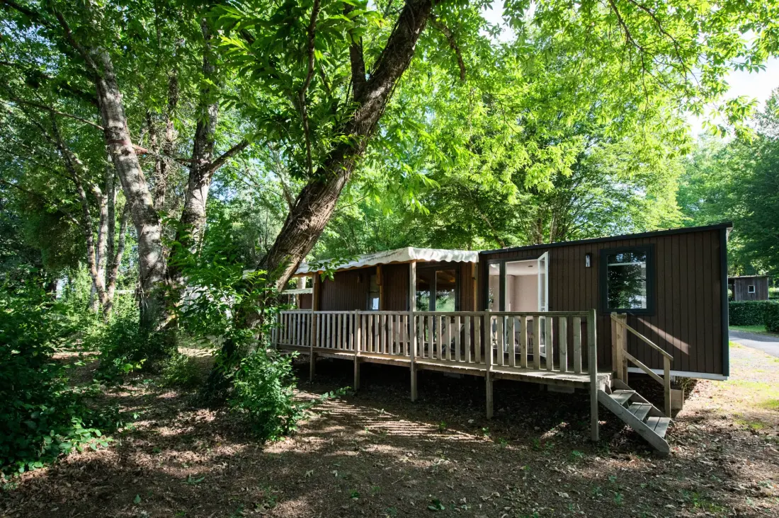 Flower Camping de Rouffiac 3 étoiles★★★
