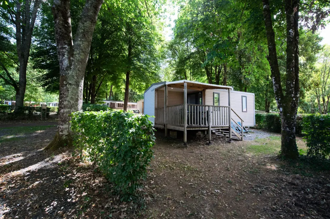 Flower Camping de Rouffiac 3 étoiles★★★