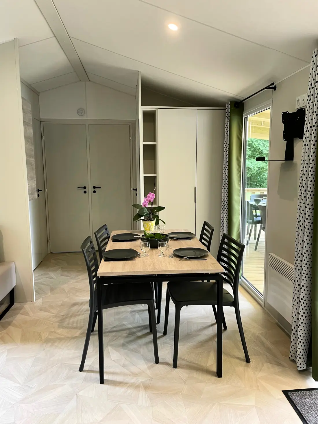 Flower Camping de Rouffiac 3 étoiles★★★