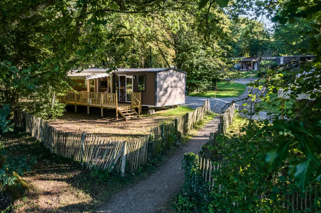 Flower Camping de Rouffiac 3 étoiles★★★