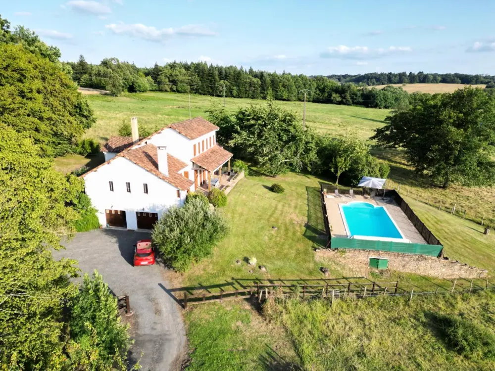 Maison de Vacances LANOUAILLE
