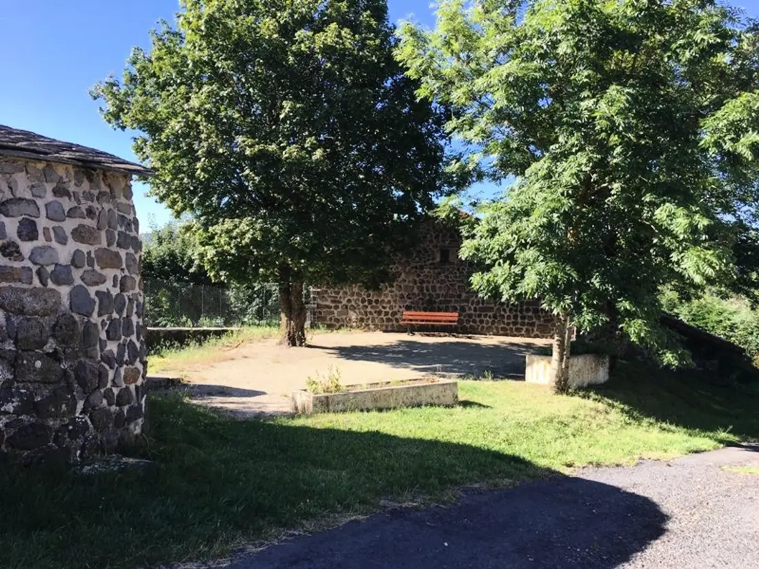 Maison de Vacances Lantriac 2