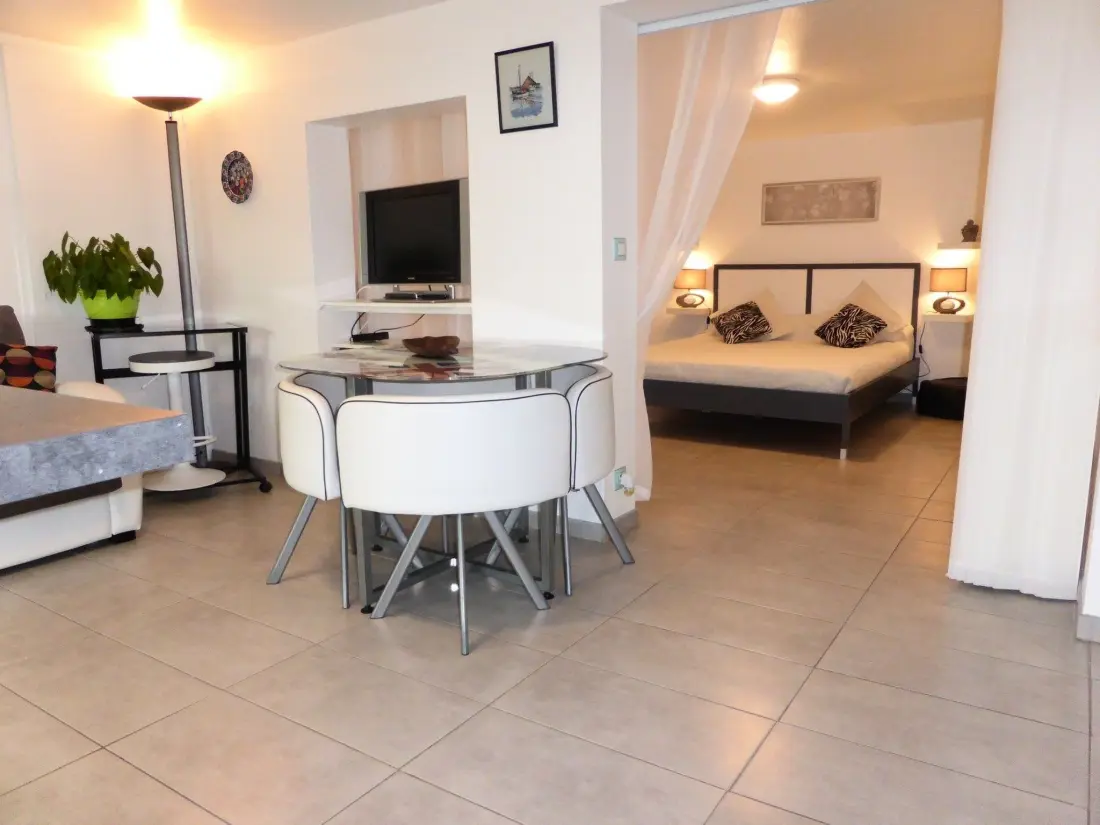Résidence Wohnung "Les Platanes" mit Jacuzzi