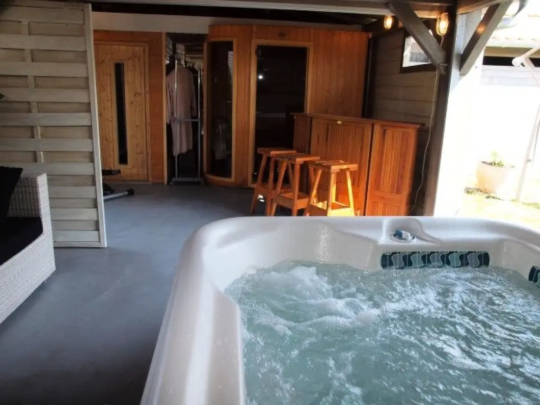 Résidence Wohnung "Les Platanes" mit Jacuzzi