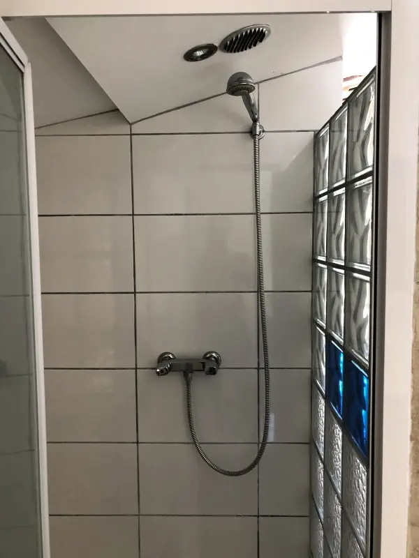 Maison Des Vignes : Piscine Et Charme à Lauris