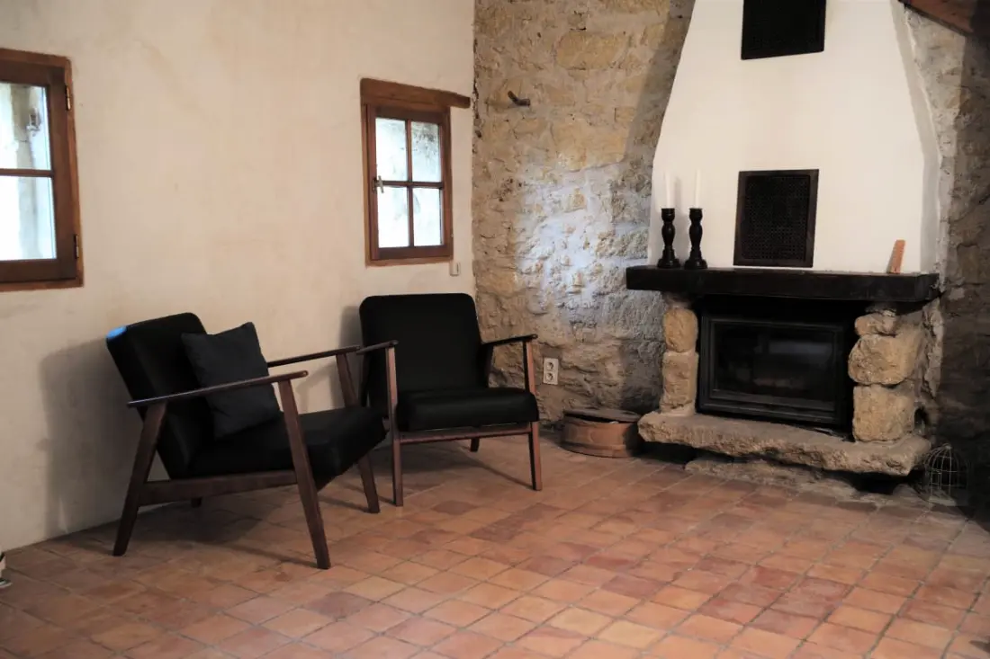 Maison Des Vignes : Piscine Et Charme à Lauris