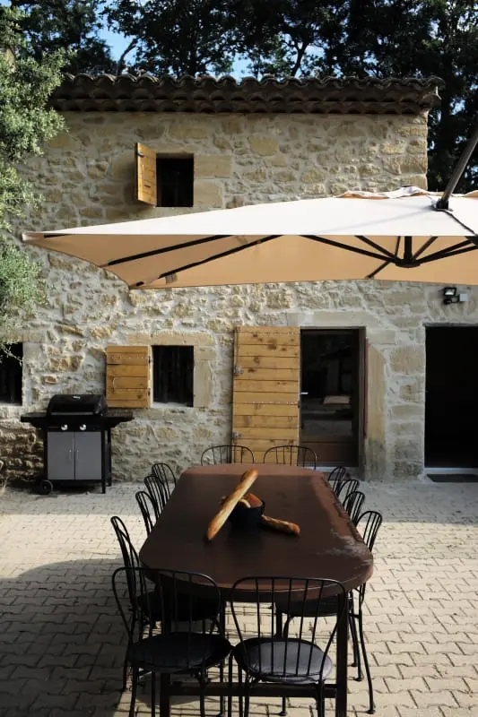 Maison Des Vignes : Piscine Et Charme à Lauris