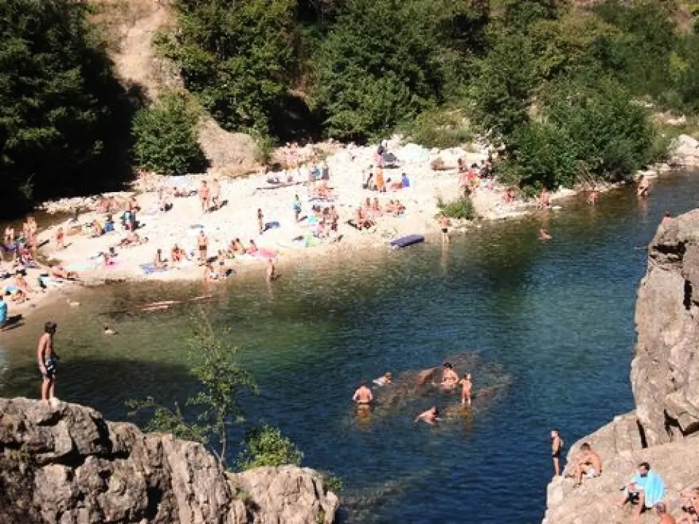 Camping Les Rives D'Auzon 3 étoiles★★★