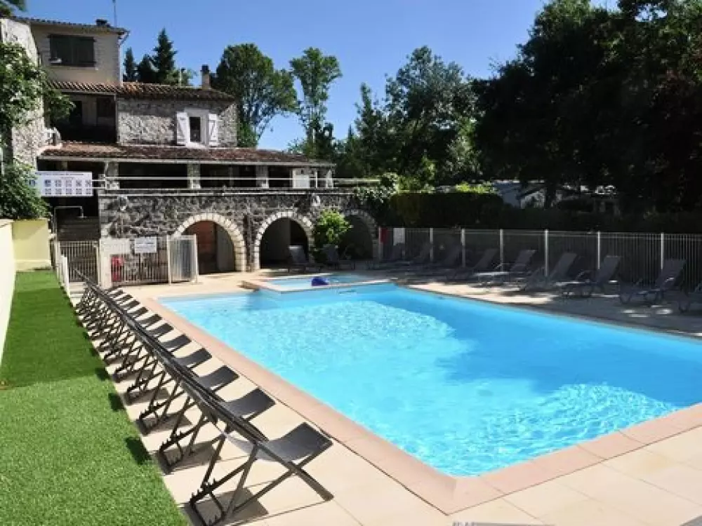 Camping Les Rives D'Auzon 3 étoiles★★★