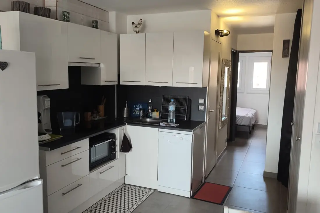 Appartement Avec Piscine Et Parking à Le Barcarès