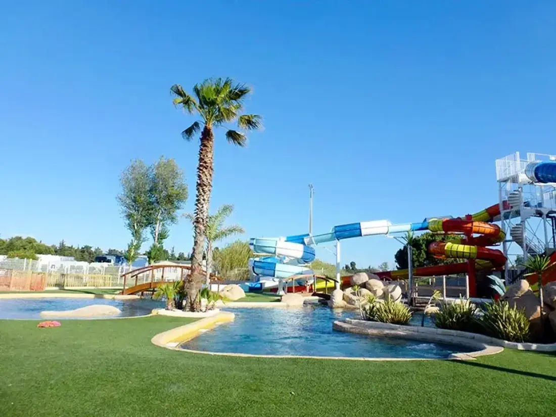Camping Paradis Nai'a Village 4 étoiles★★★★