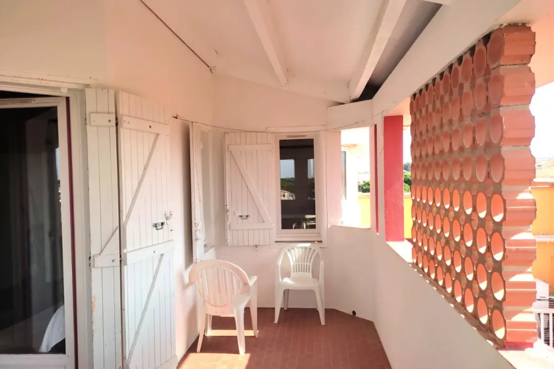 Vue Mer Bel Appartement Avec Balcon
