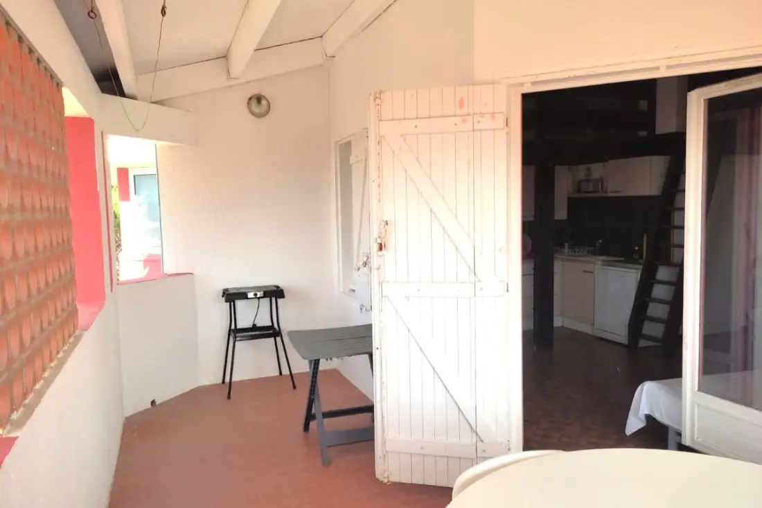 Vue Mer Bel Appartement Avec Balcon