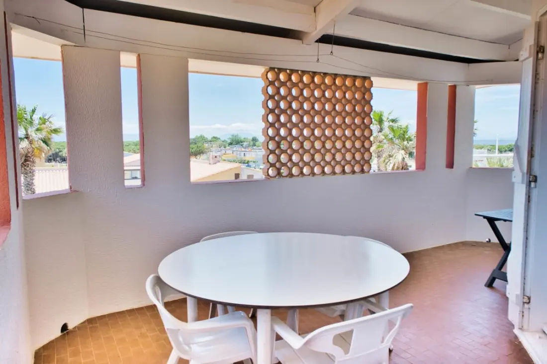 Vue Mer Bel Appartement Avec Balcon