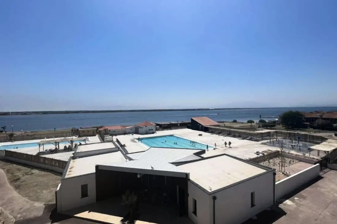 Beau Cocon Avec Piscine Partagée à Le Barcarès