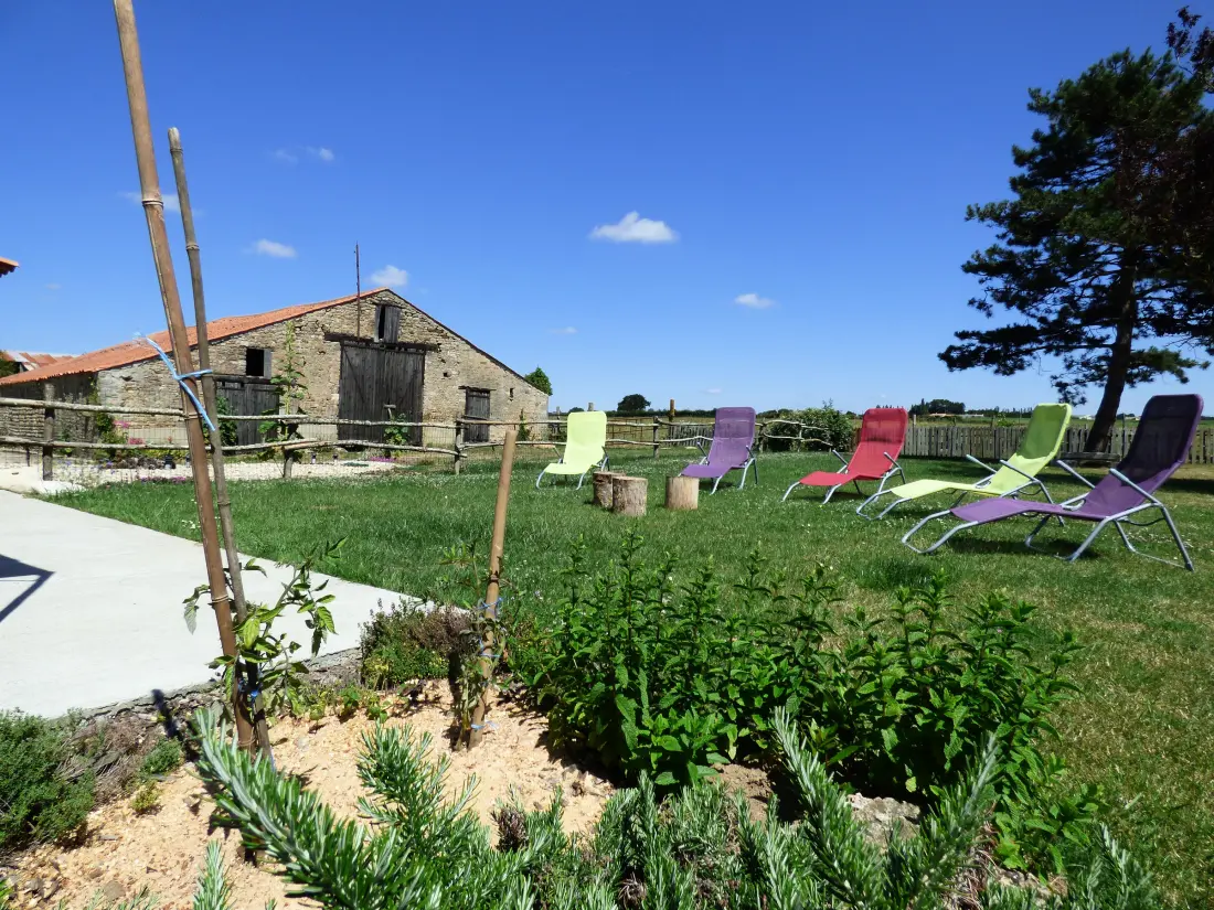 Maison de Vacances LE BERNARD 7