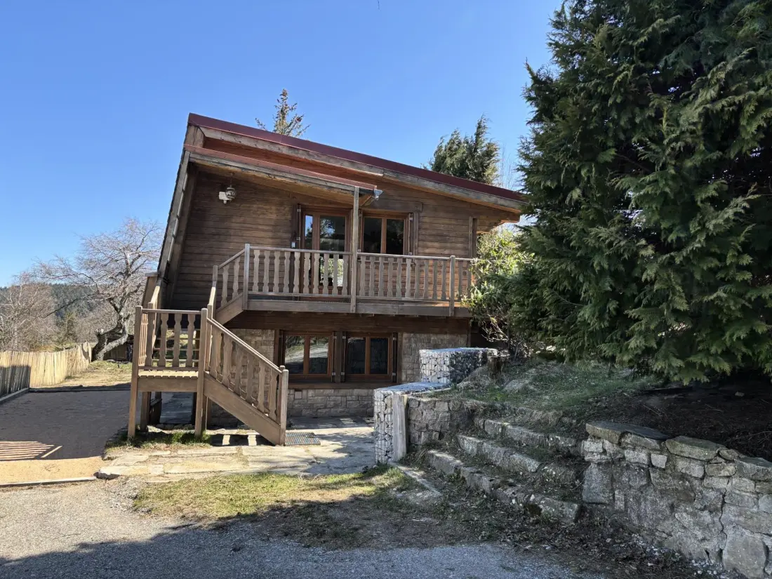 Maison de Vacances LE BESSAT 2