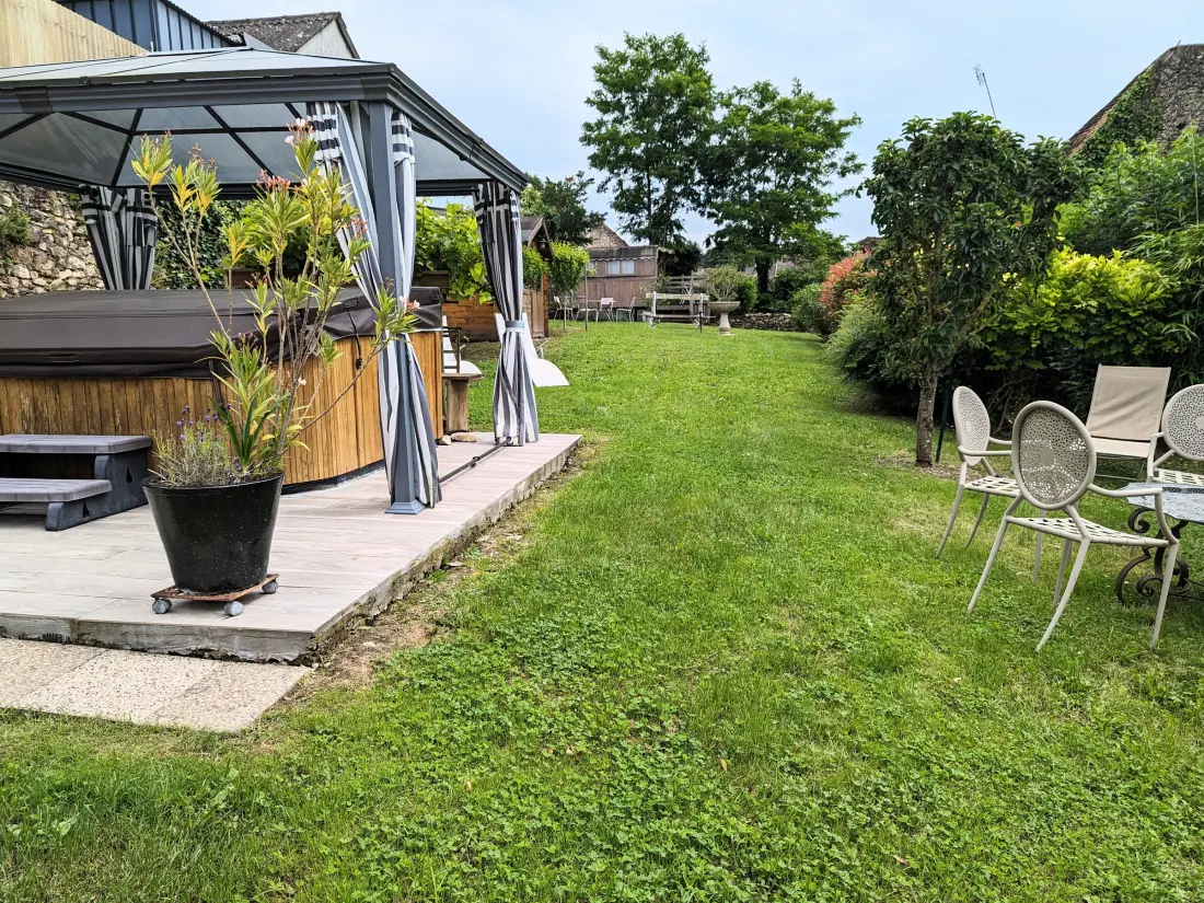 Maison de Vacances Le Blanc 10