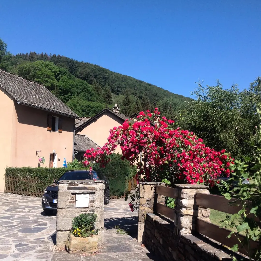 Gîte de France "le mas d'hillaire" 2/4 personnes à saint jean du bleymard 3 épis