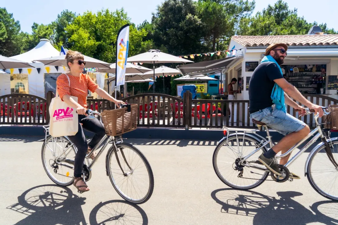 Camping Au Val de Loire en Ré 4 étoiles★★★★