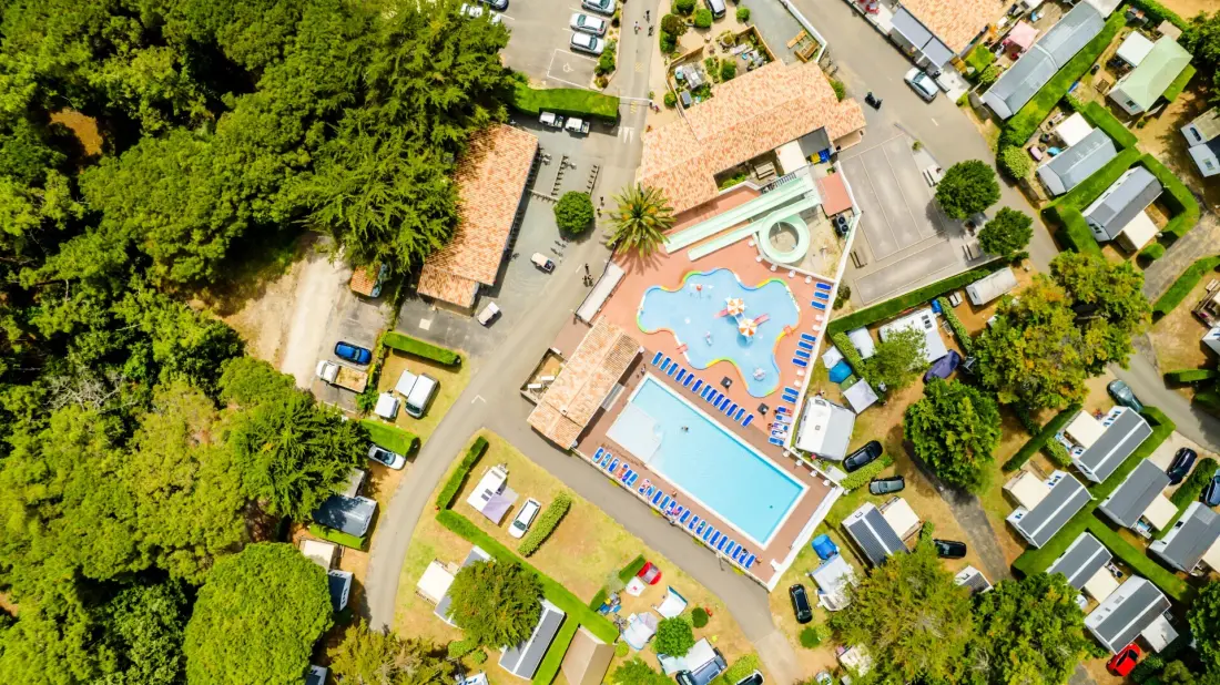 Camping Au Val de Loire en Ré 4 étoiles★★★★