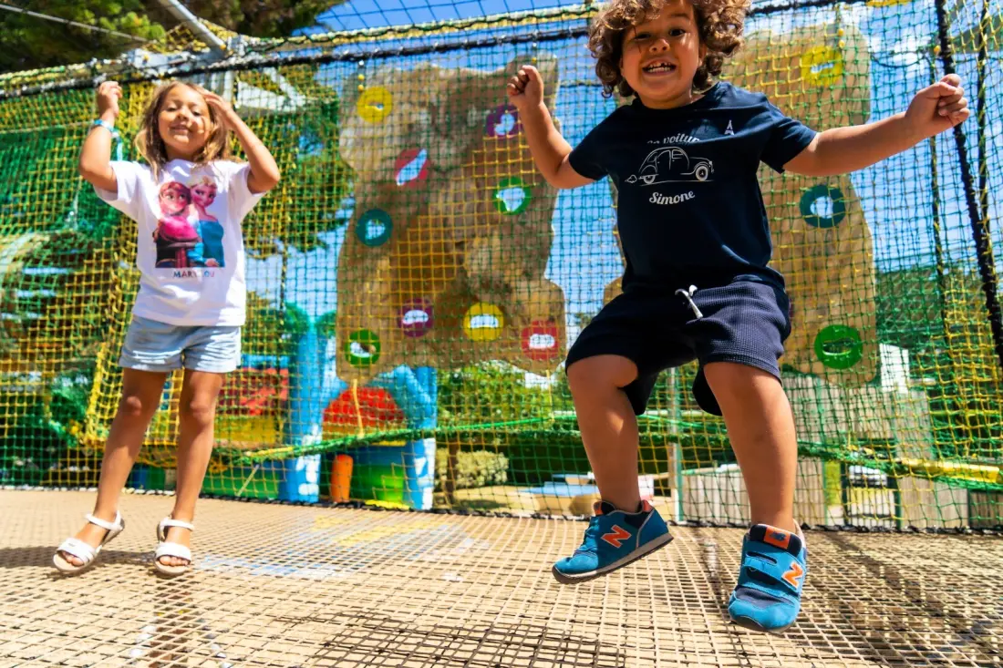 Camping Au Val de Loire en Ré 4 étoiles★★★★
