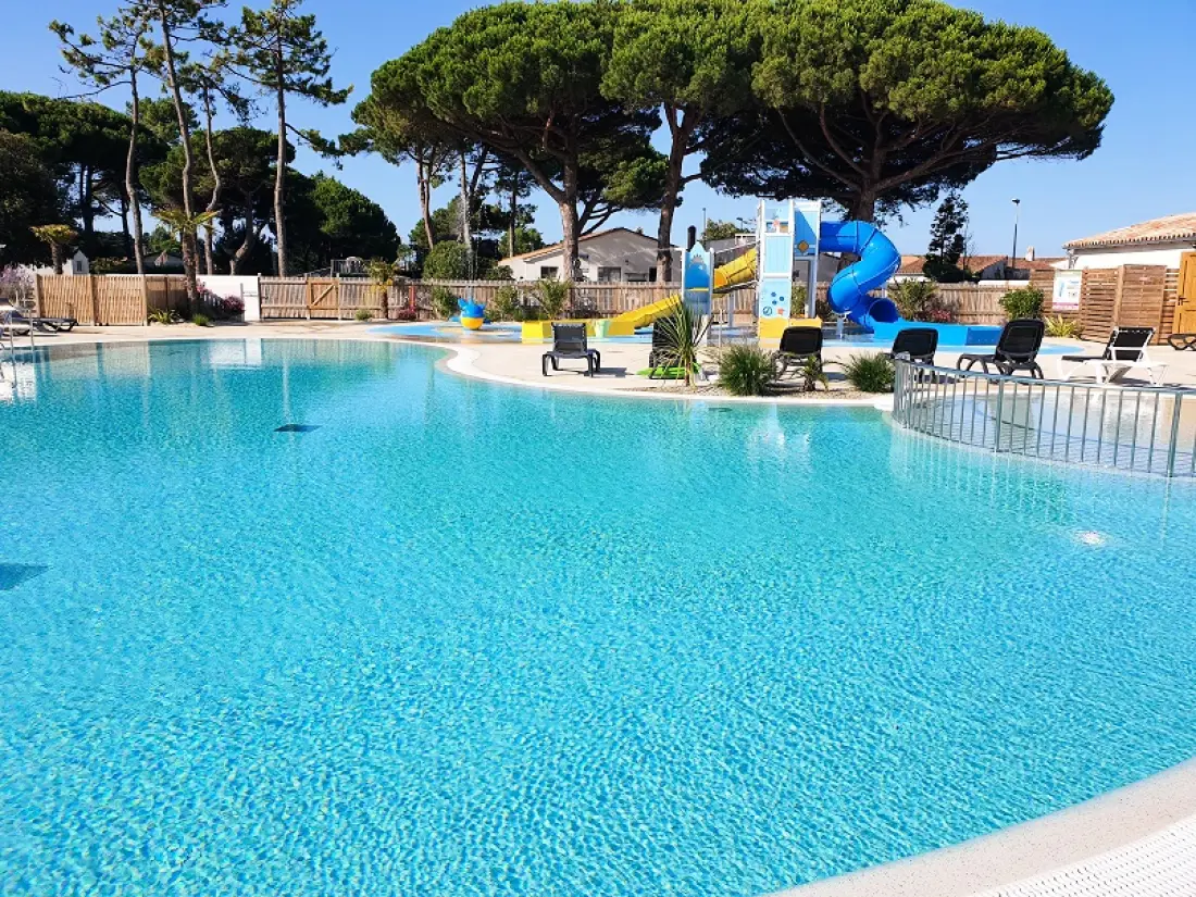 Camping Le Suroit 41 étoiles★