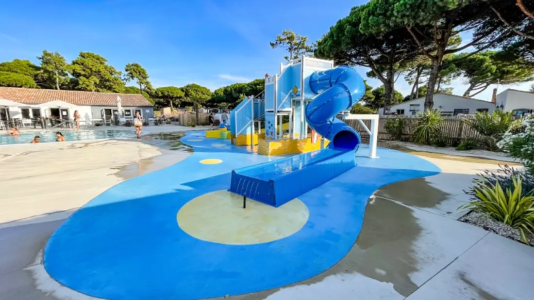 Camping Le Suroit 41 étoiles★