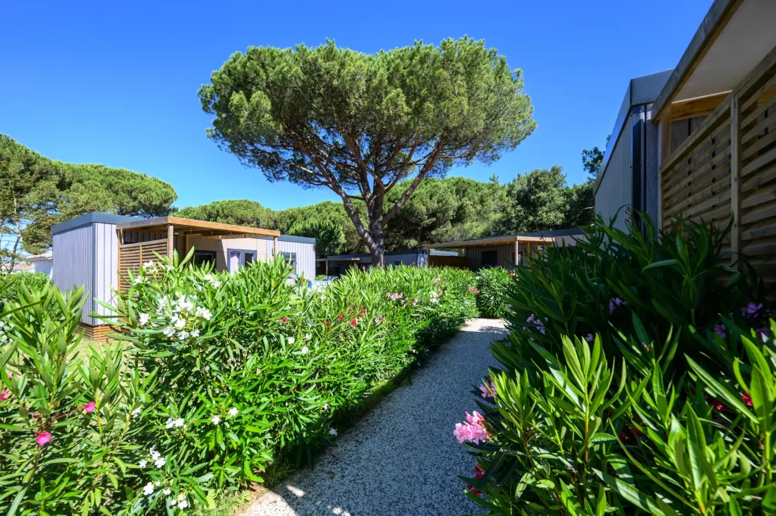 Camping LES VARENNES 4 étoiles★★★★